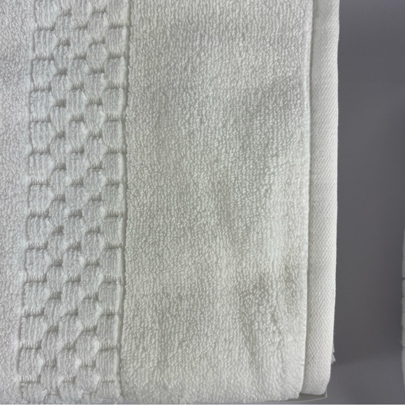 Hotel Vendome Bath Towel Set Luxury Cotton White 3 Pc Set Quick Dry Plush NEW - Picture 9 of 9